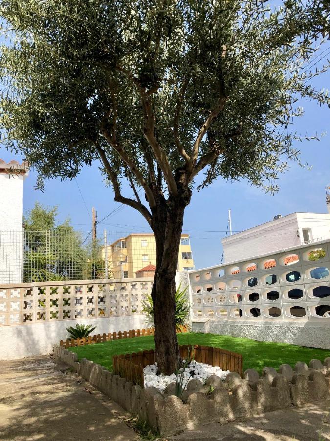Magnifica Casa Con Jardin Y Barbacoa En Roses Βίλα Εξωτερικό φωτογραφία