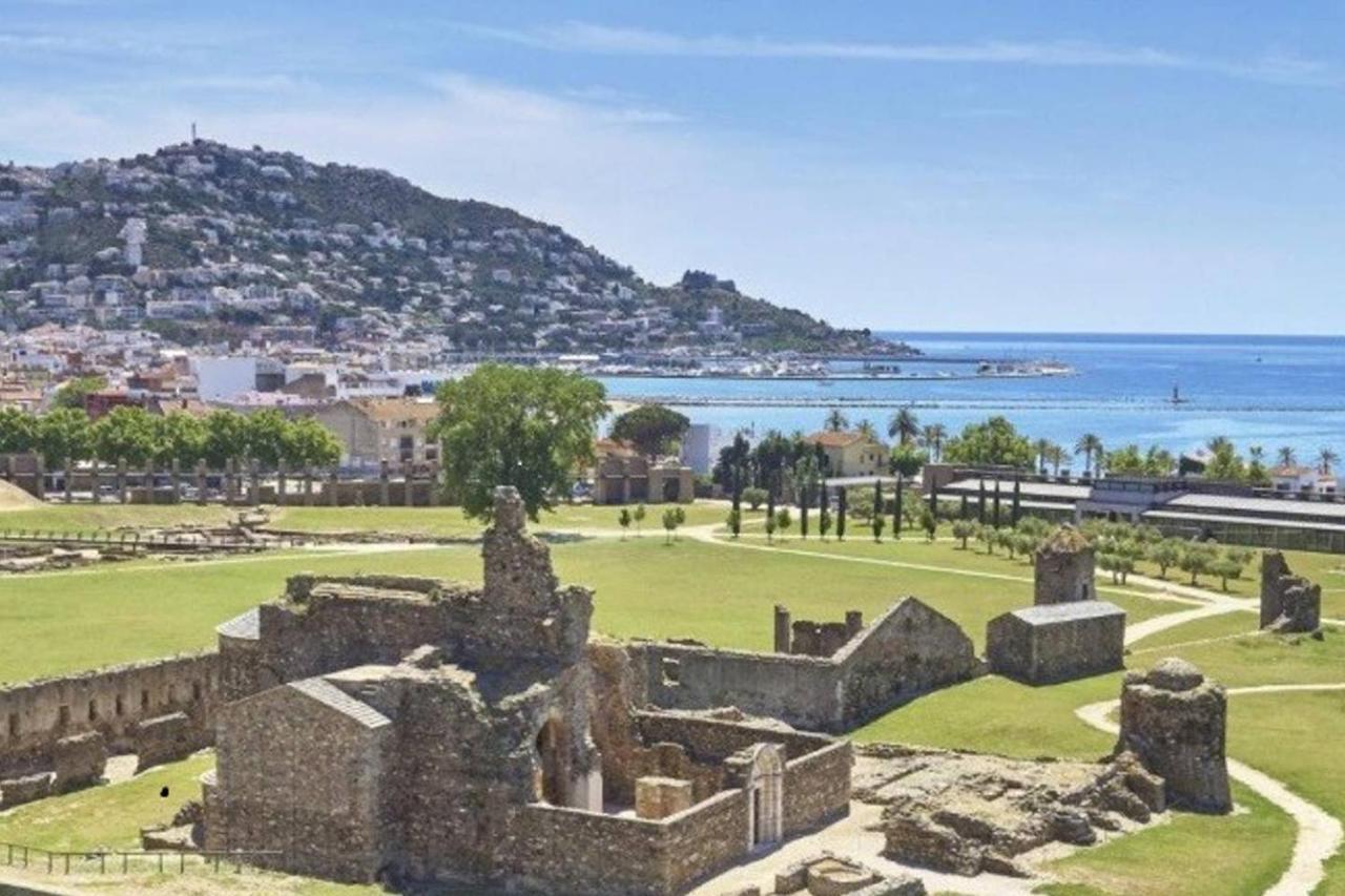 Magnifica Casa Con Jardin Y Barbacoa En Roses Βίλα Εξωτερικό φωτογραφία